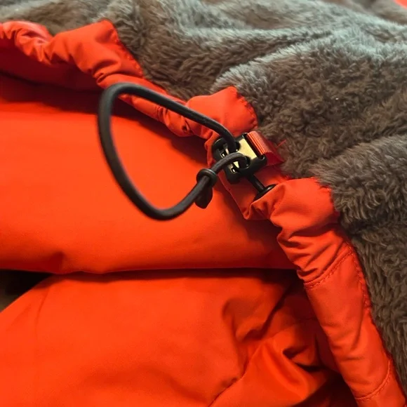 New L.L. Bean Orange Water Proof Jacket with Plush Interior - Picture 12 of 12